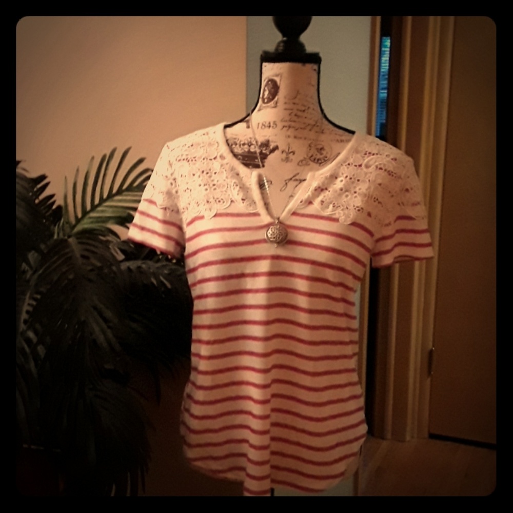 Liz Claiborne Red and White top sz Small